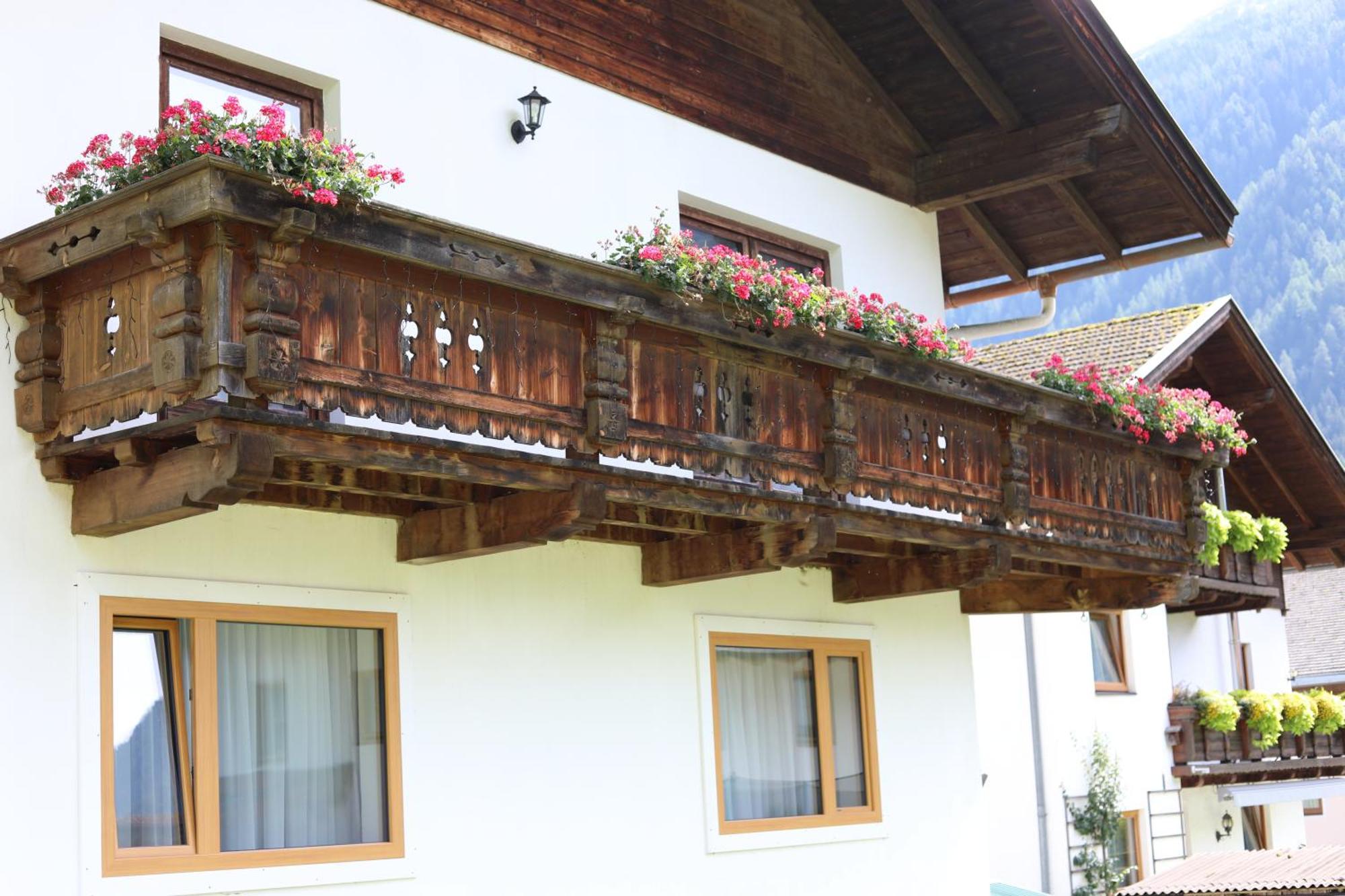 Apartamento Berghaus Martin Neustift im Stubaital Exterior foto